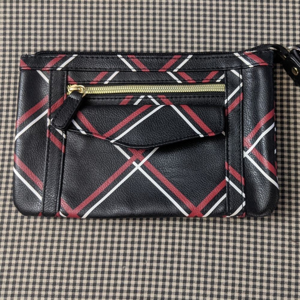 EUC wristlet, faux leather